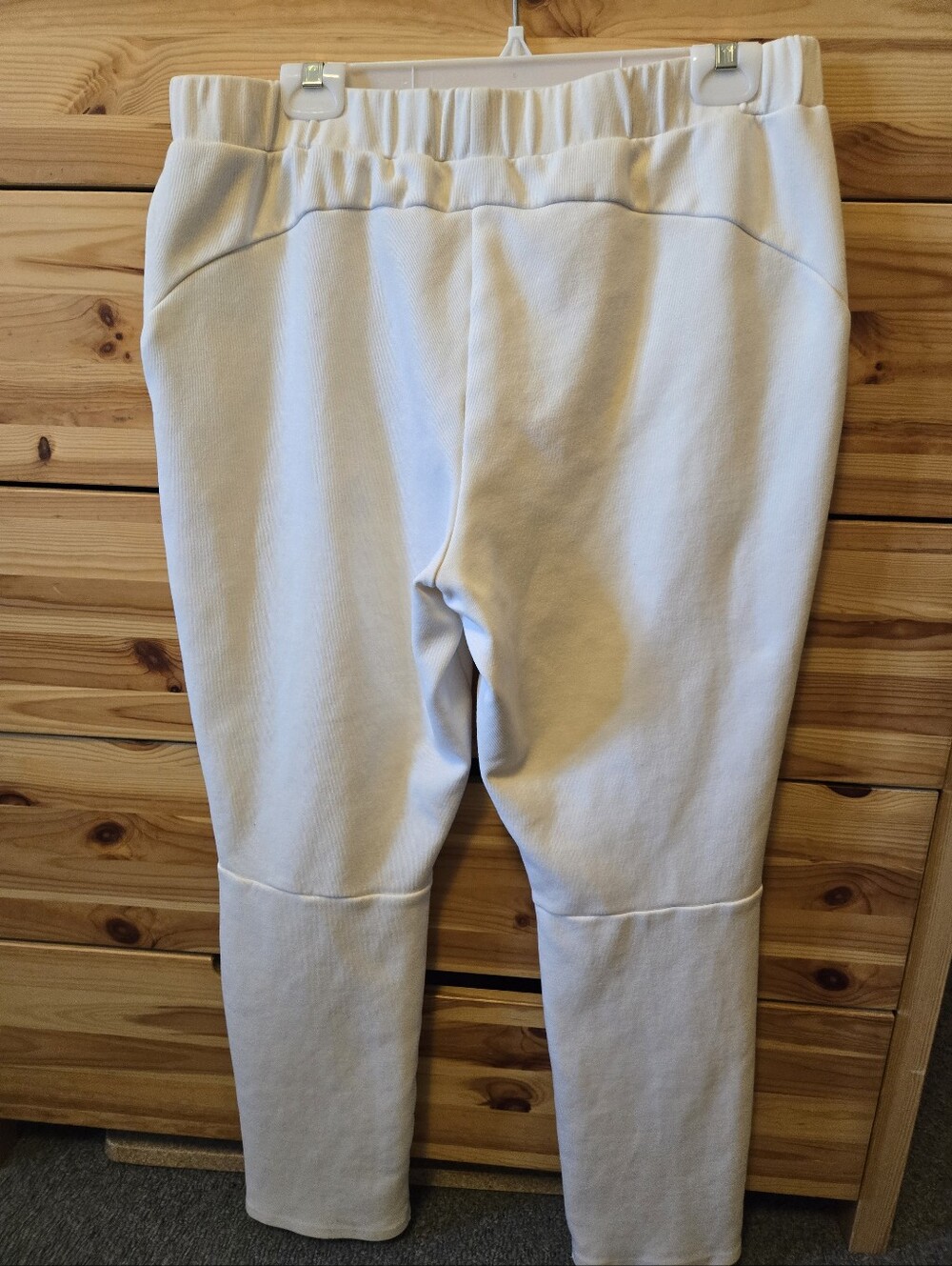 THE NORTH FACE Off-White Straight Leg Athletic Joggers Pants. Size Large. - Picture 3 of 8